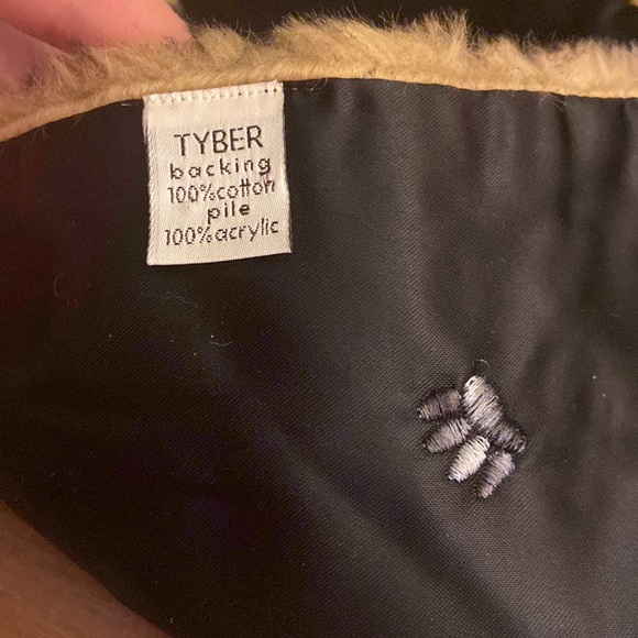 La Maison De La Fausse Fourrure Scarf - Leopard - Picture 4 of 8